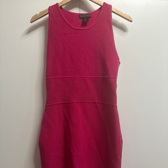 House of Harlow 1960 Vibrant Pink Sweater Mini Dress - Picture 2 of 7